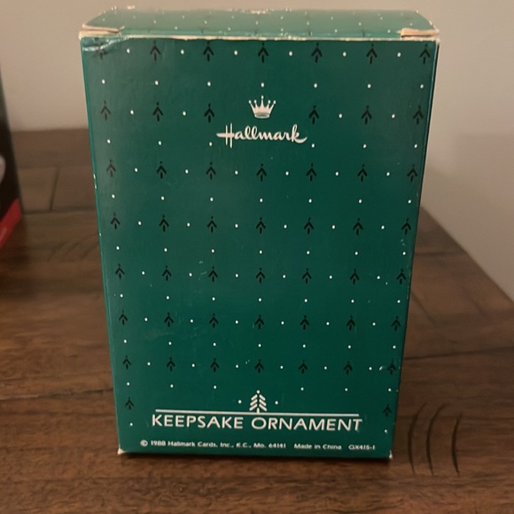 Two Cookie Themed Hallmark Ornaments - Picture 6 of 8